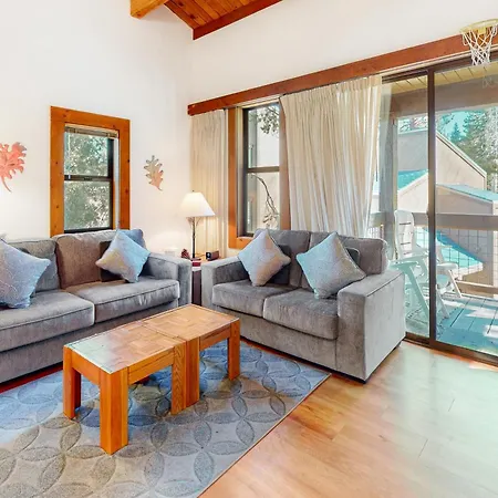 Evergreen Escape Truckee Exterior photo